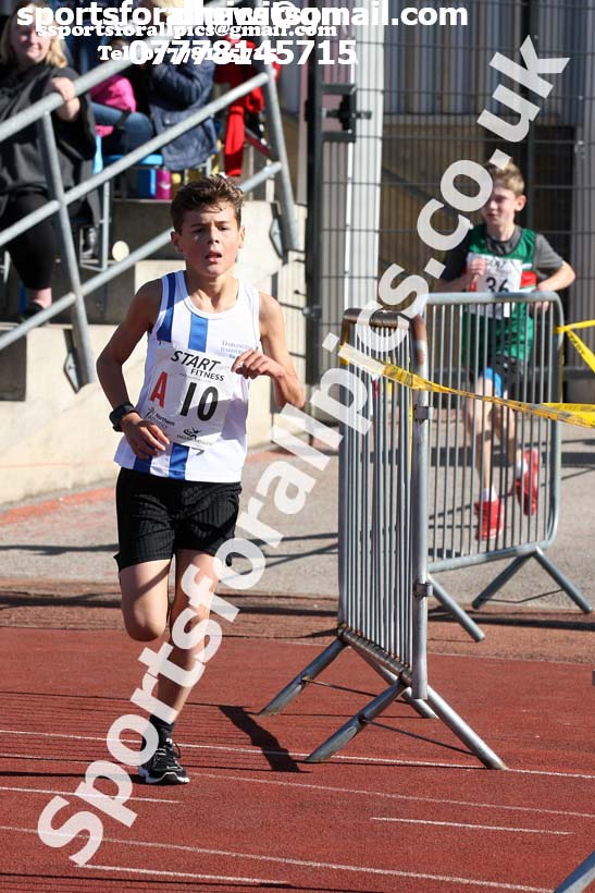 Boys under-13s  Northern 3 Stage Road Relay, SportsCity, Manchester. Photo: David T. Hewitson/Sports for All Pics